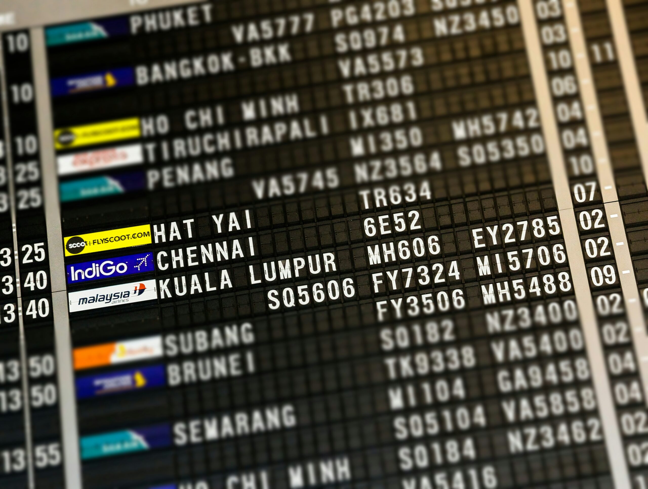 Transportation_Logistics_Carveout of +15 domestic airports to set-up an airport management company for a GCC countr